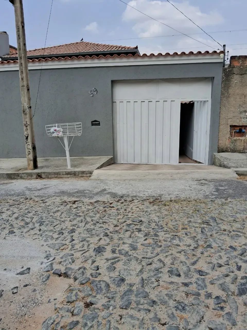 Imóvel para venda com 250 metros quadrados com 4 quartos