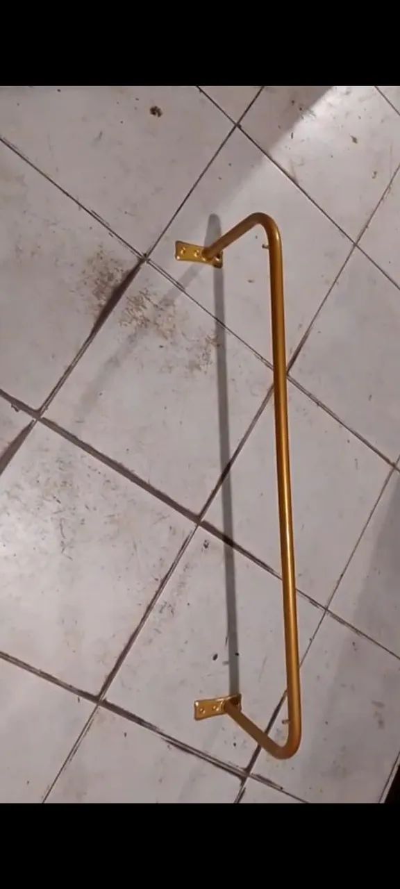 Arara para loja