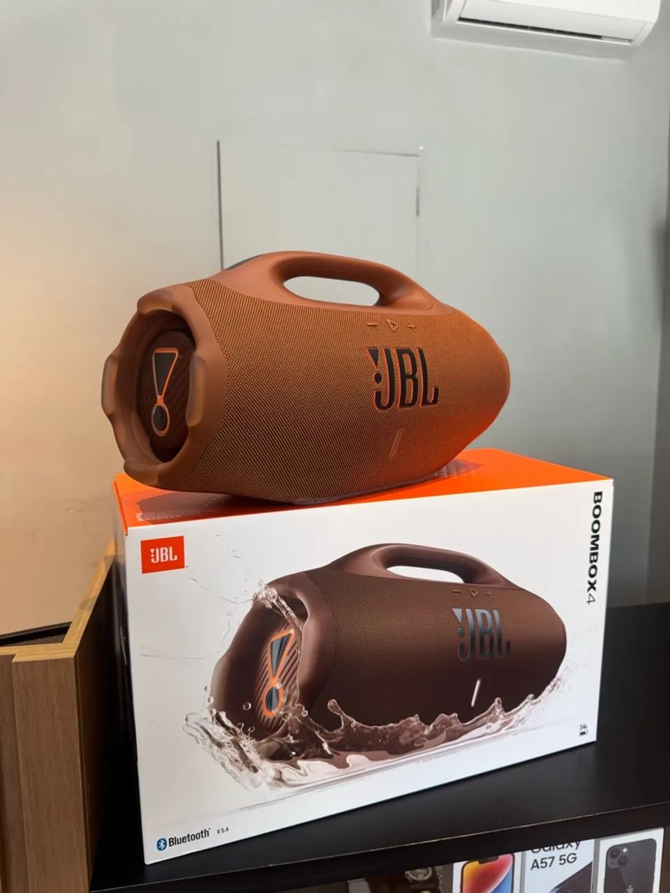 JBL Boombox4 marrom lacradas 
