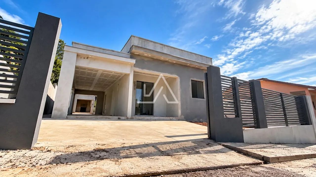 CASA 02 DORM COM SUITE COM PISCINA E QUIOSQUE