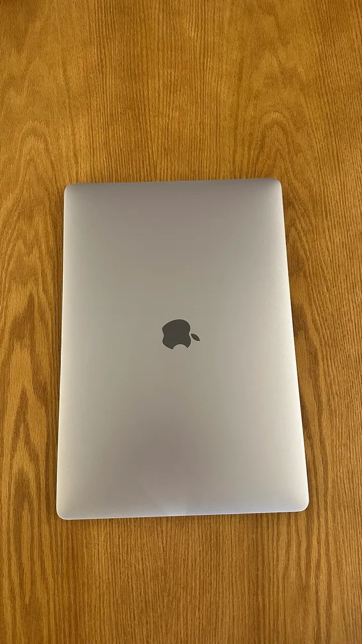 Macbook Pro 15 Core i9 32gb Ram 1Tb SSD Touchbar - Notebooks