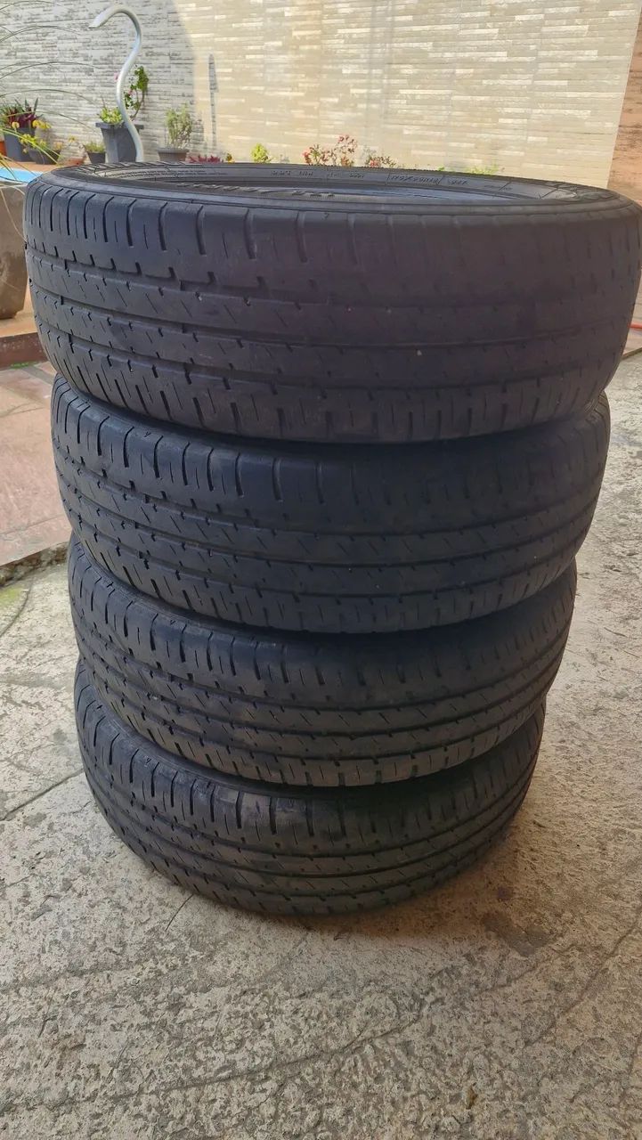 Pneu goodyear 175 65r15 