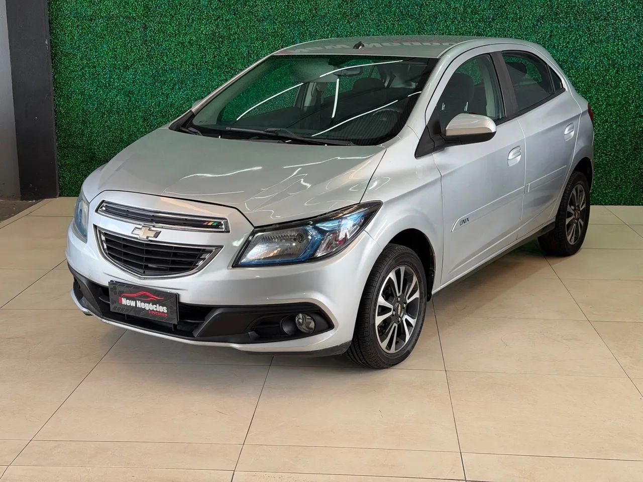 Chevrolet Onix 2016