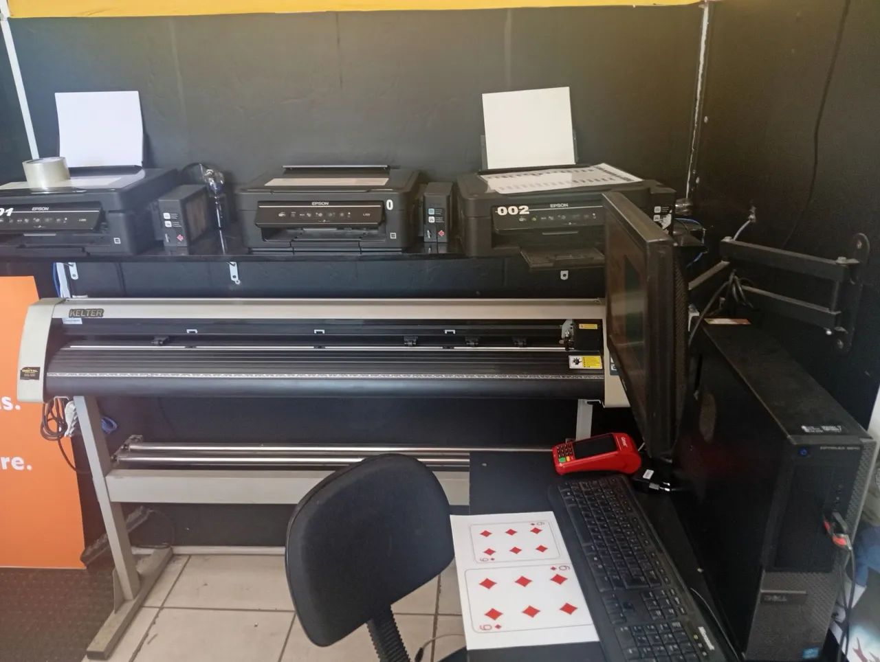 VENDO GRÁFICA MONTA COM CARTELA DE CLIENTE  - Foto 4