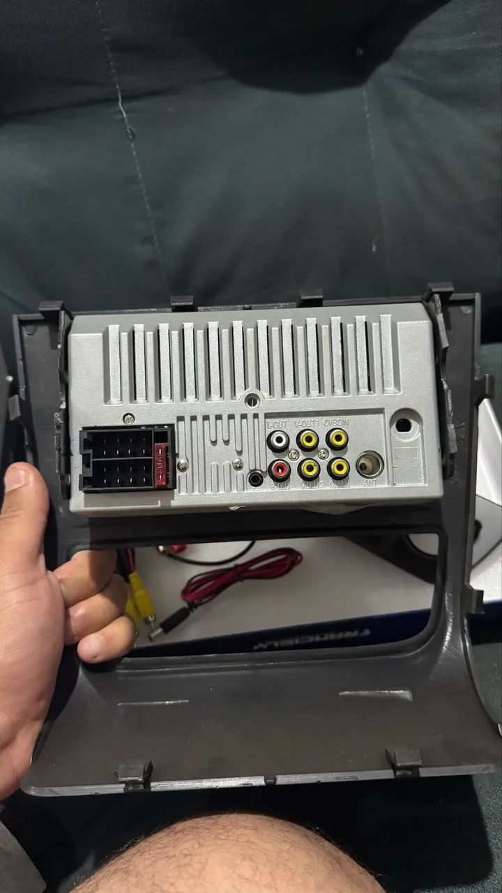 Vendo Multimídia 7 + Moldura para Gol G6 com câmera de Ré - Foto 3