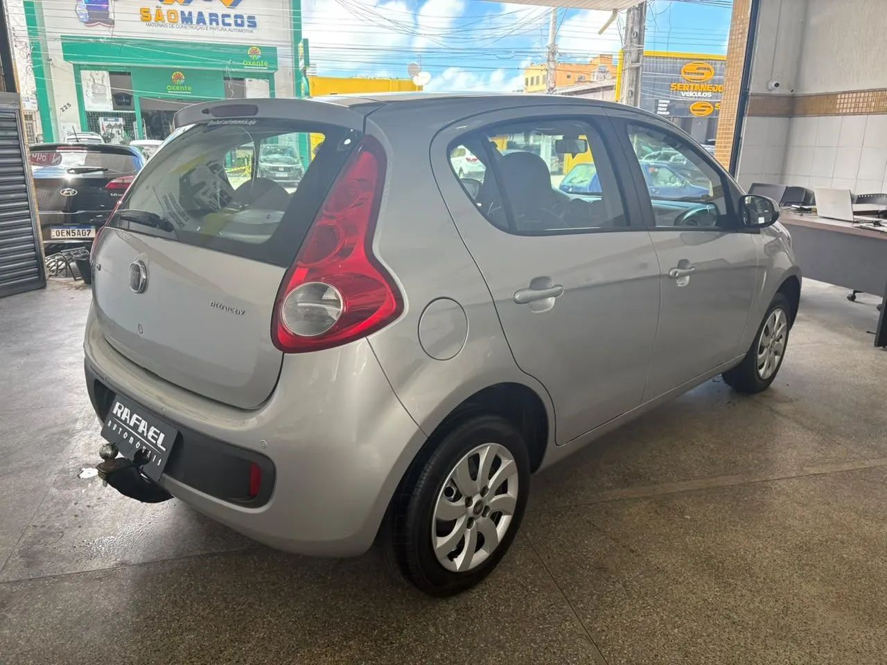 Fiat Palio Attractive 1.0 EVO Fire Flex 8V 5P 2013 - Foto 4