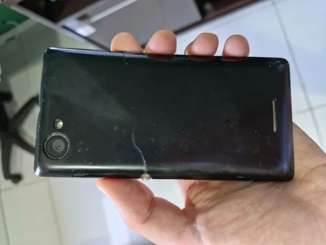 CELULAR SONY XPERIA L FUNCIONANDO - BOM PARA REPOSIÇÃO DE PEÇAS - Foto 3