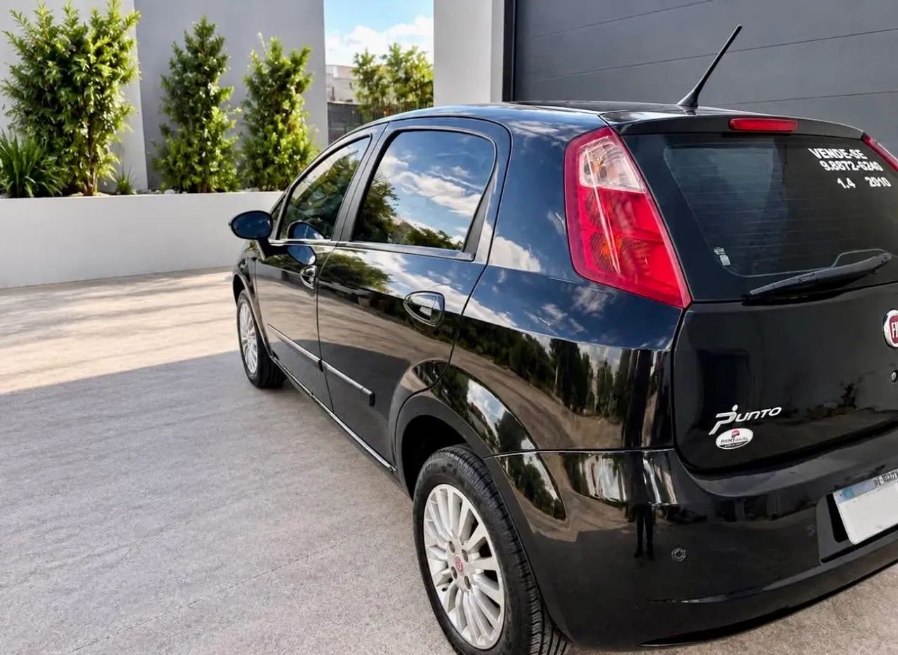 Fiat Punto 1.4 Fire Flex 8V 5P 2010
