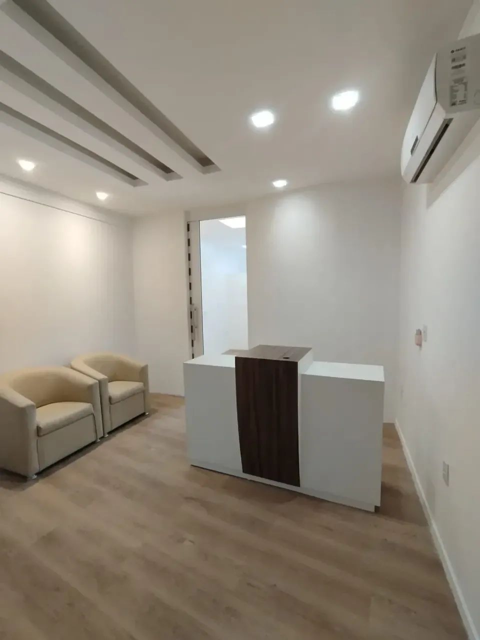 SALA MOBILIADA MEDICAL JARACATY Á VENDA - Foto 4