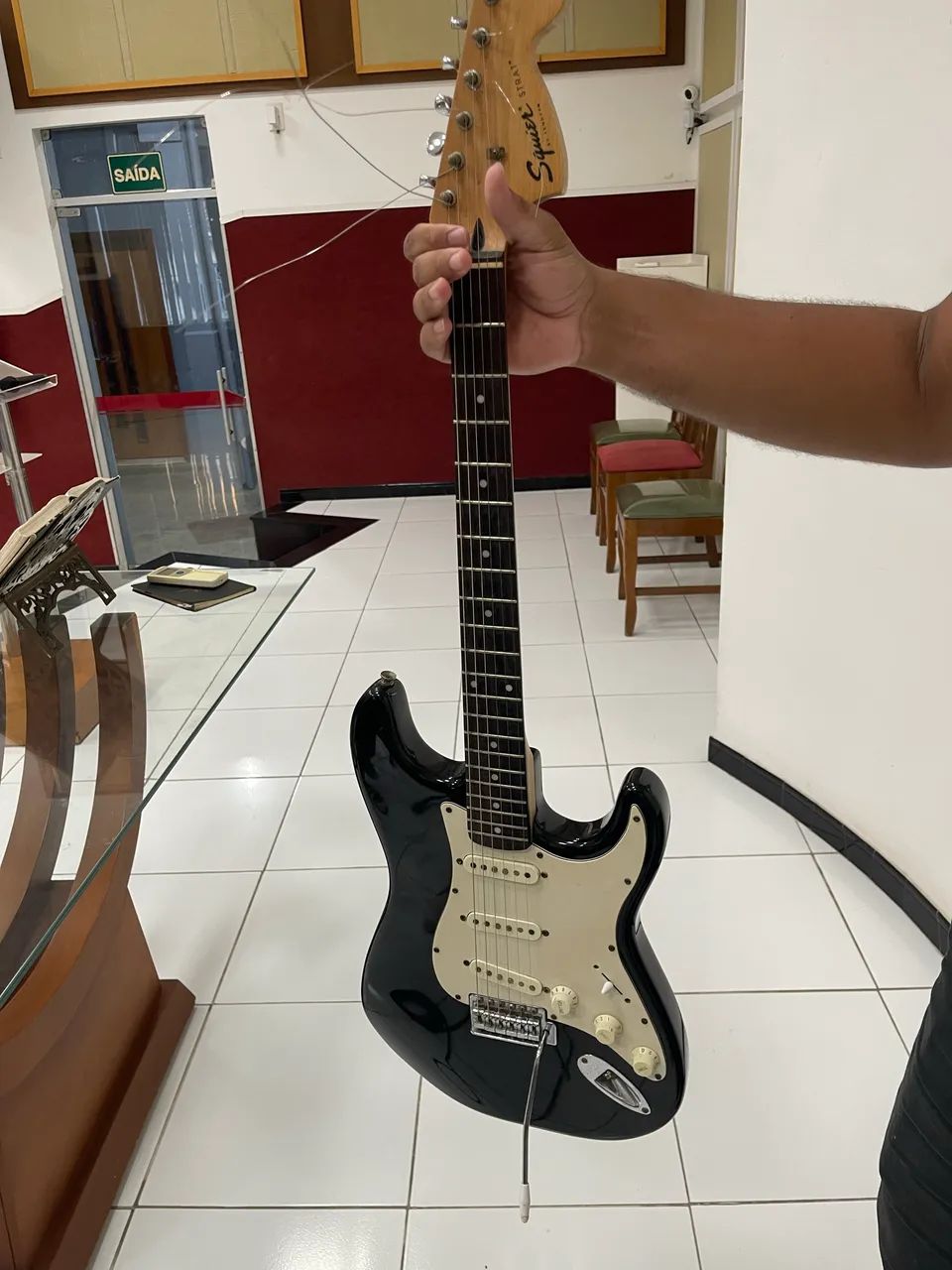 Guitarra Fender Squier affinity  - Foto 3