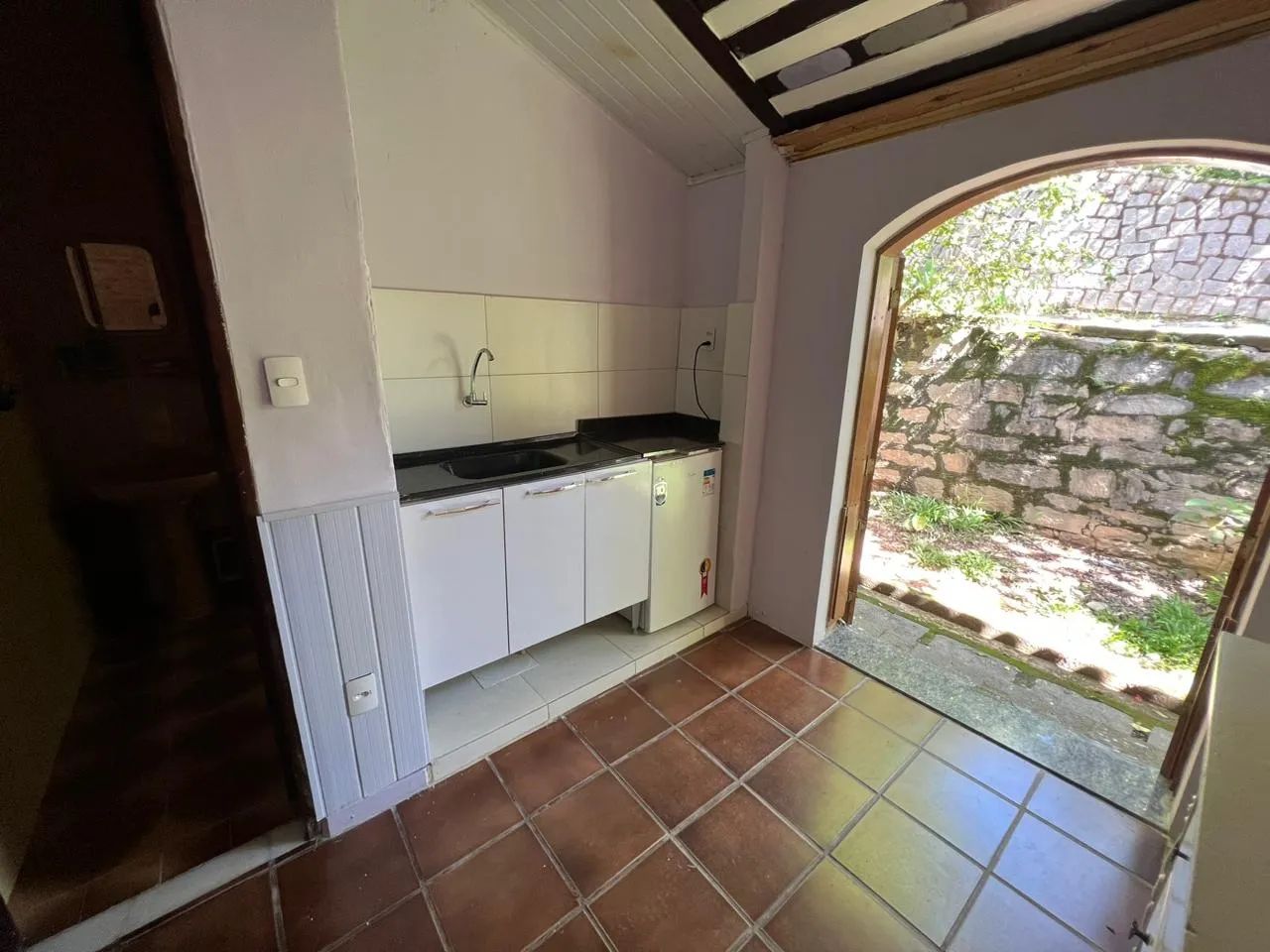Alugo suite mobiliada estilo kitnet  - Foto 2