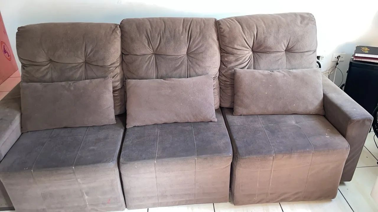 Sofá retrátil 2.50m de cumprimento e 1.50m de largura  - Foto 2