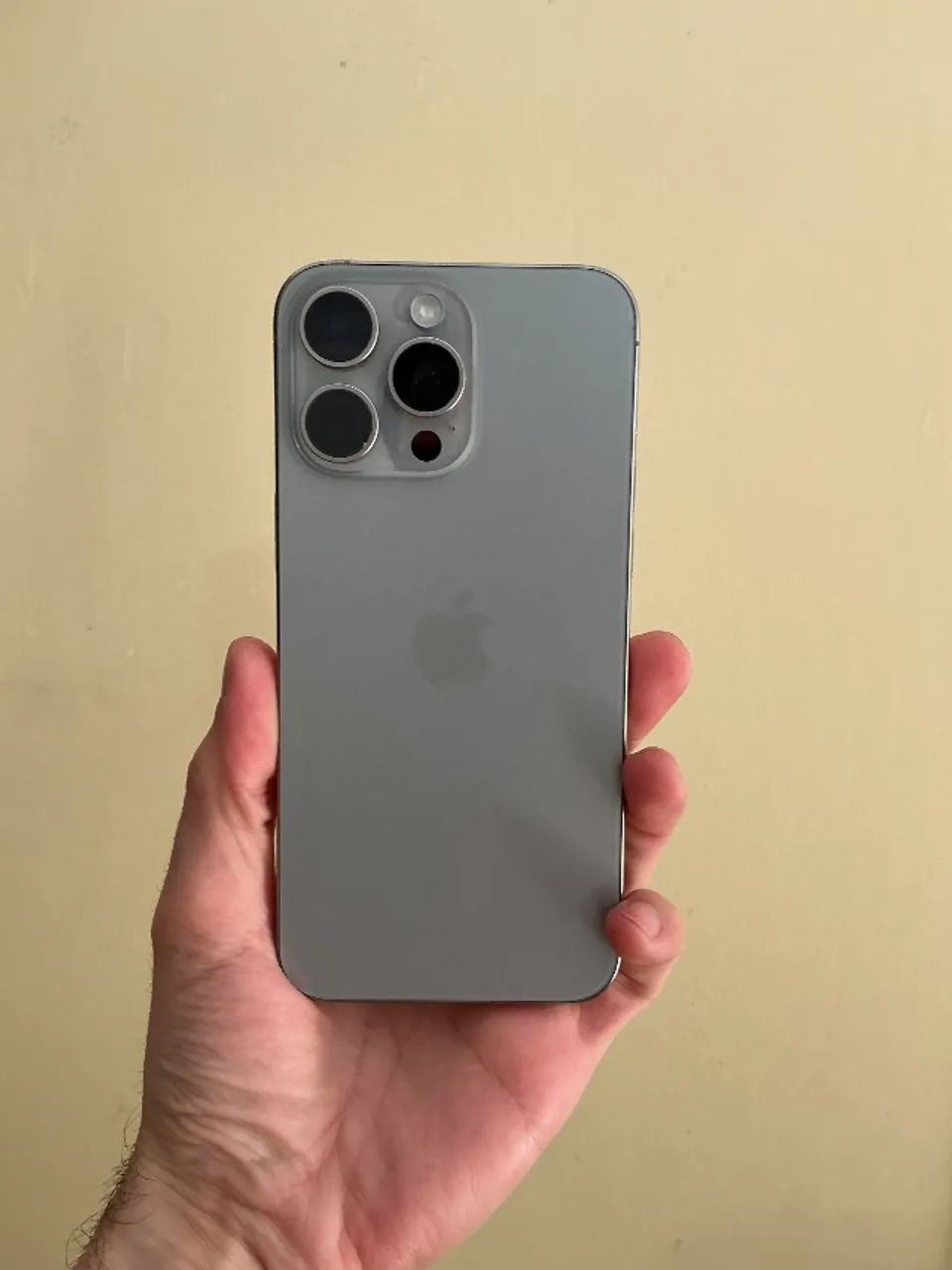 iPhone 15 Pro Max 256GB - Foto 2