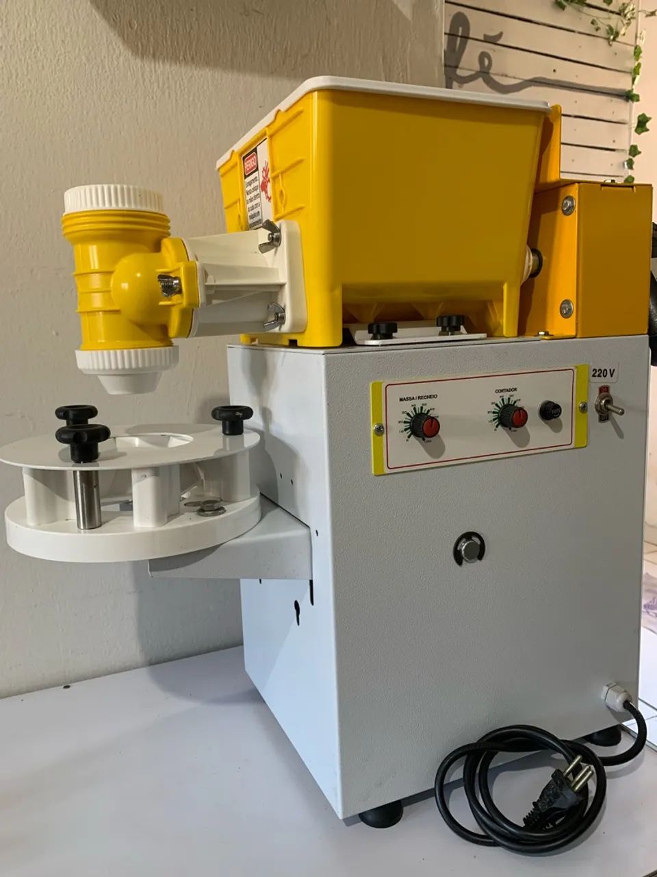 Máquina de salgados Compacta print 