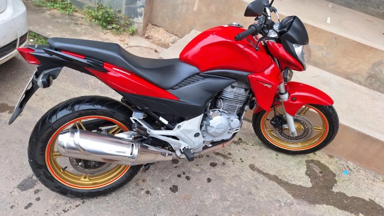 CB300 R