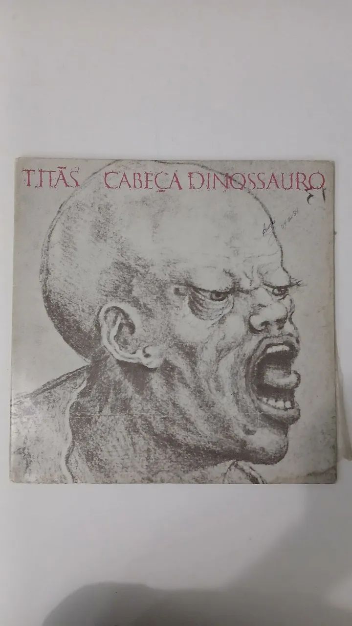 Lp titãs cabeça dinossauro usado 