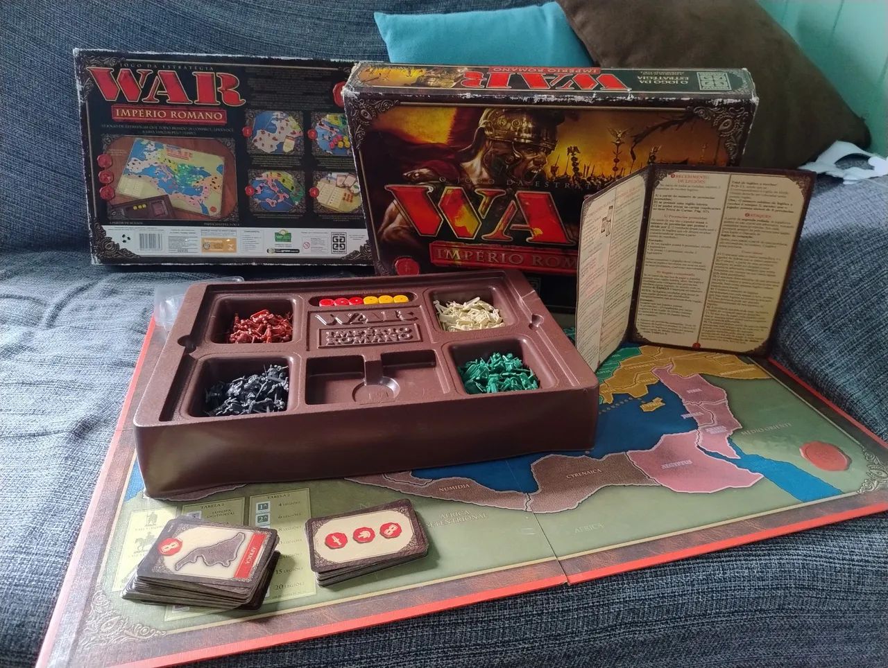 Jogo de tabuleiro em perfeitas condições WAR IMPÉRIO ROMANO - Foto 3
