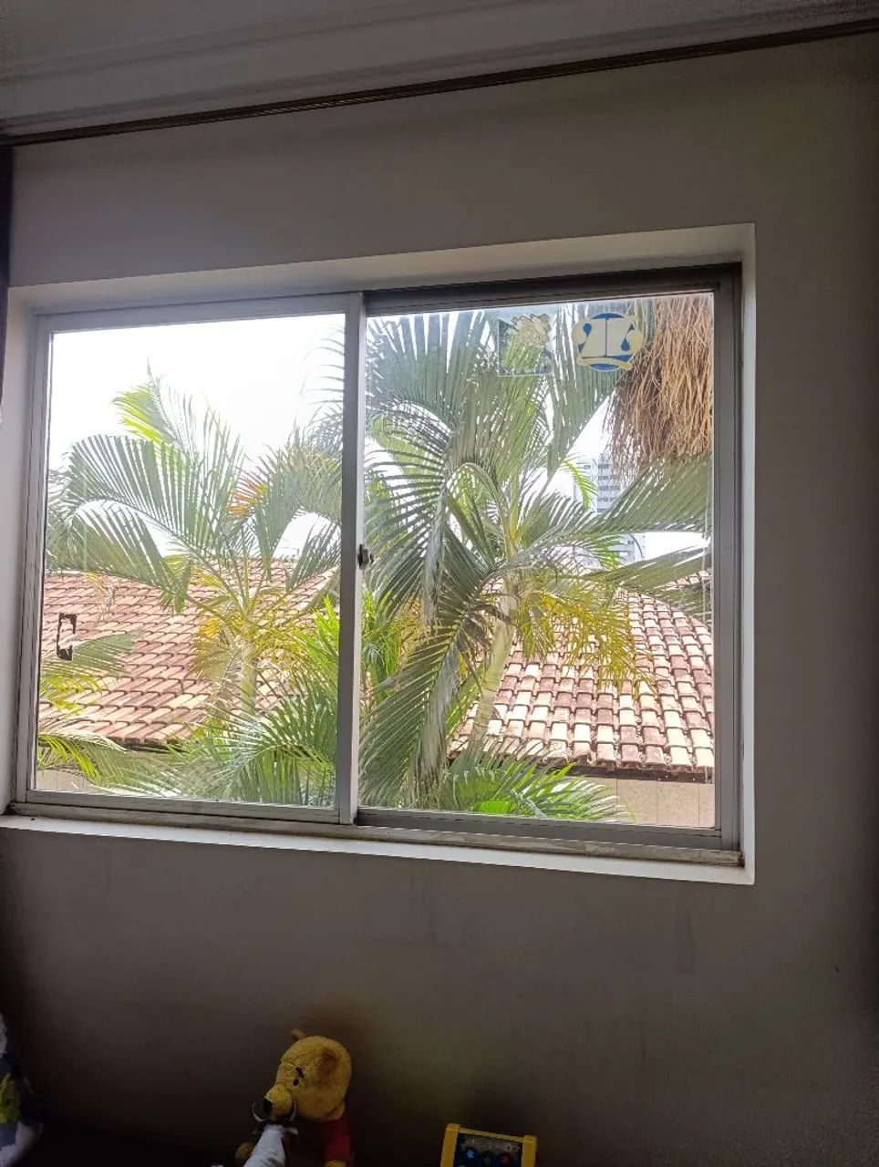 Alugo quarto 