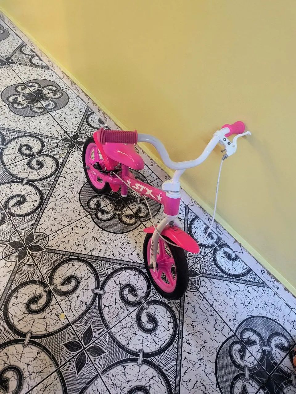 Bicicleta de equilíbrio infantil