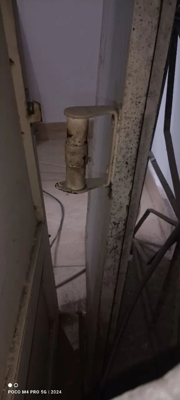 Janela de ferro clássica - Foto 5