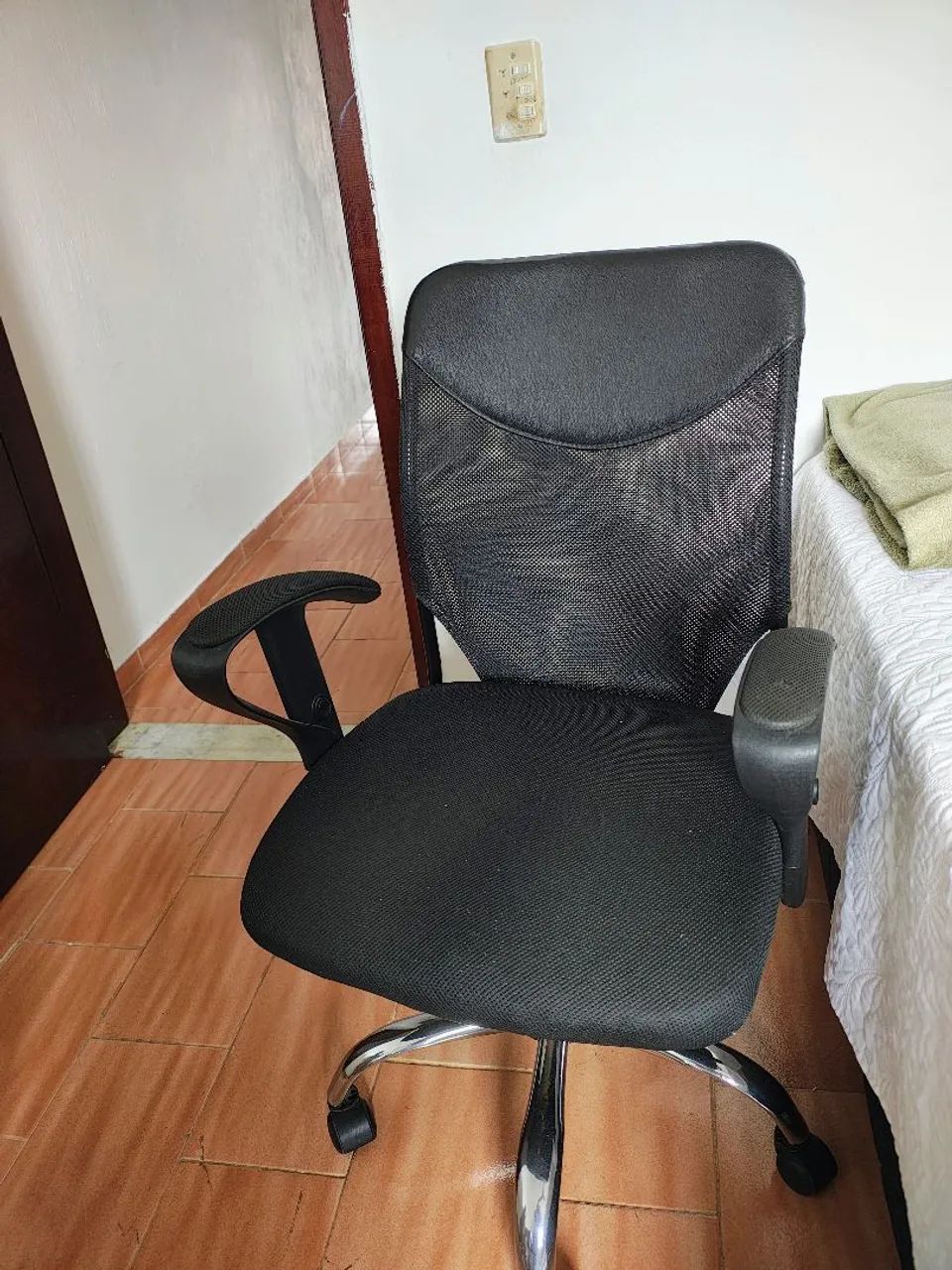 Cadeira de escritório - Foto 4
