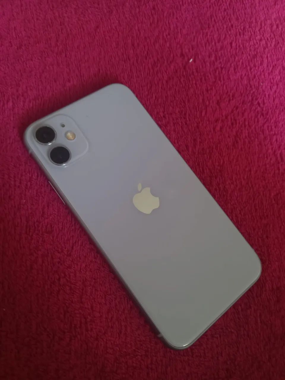 iPhone 11 128gb lilás 