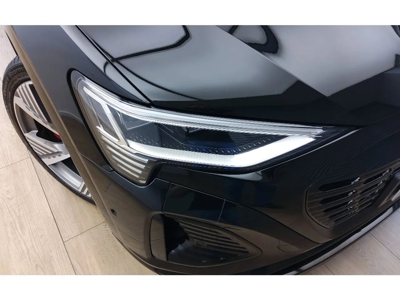 Audi Q8 E-tron Launch Edition (elétrico) 2024 - Foto 3