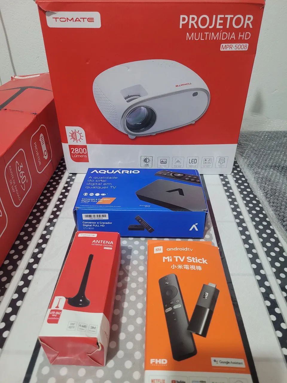 Kit Completo: Projetor HD + Mi TV Stick + Conversor + Trip é - Foto 4