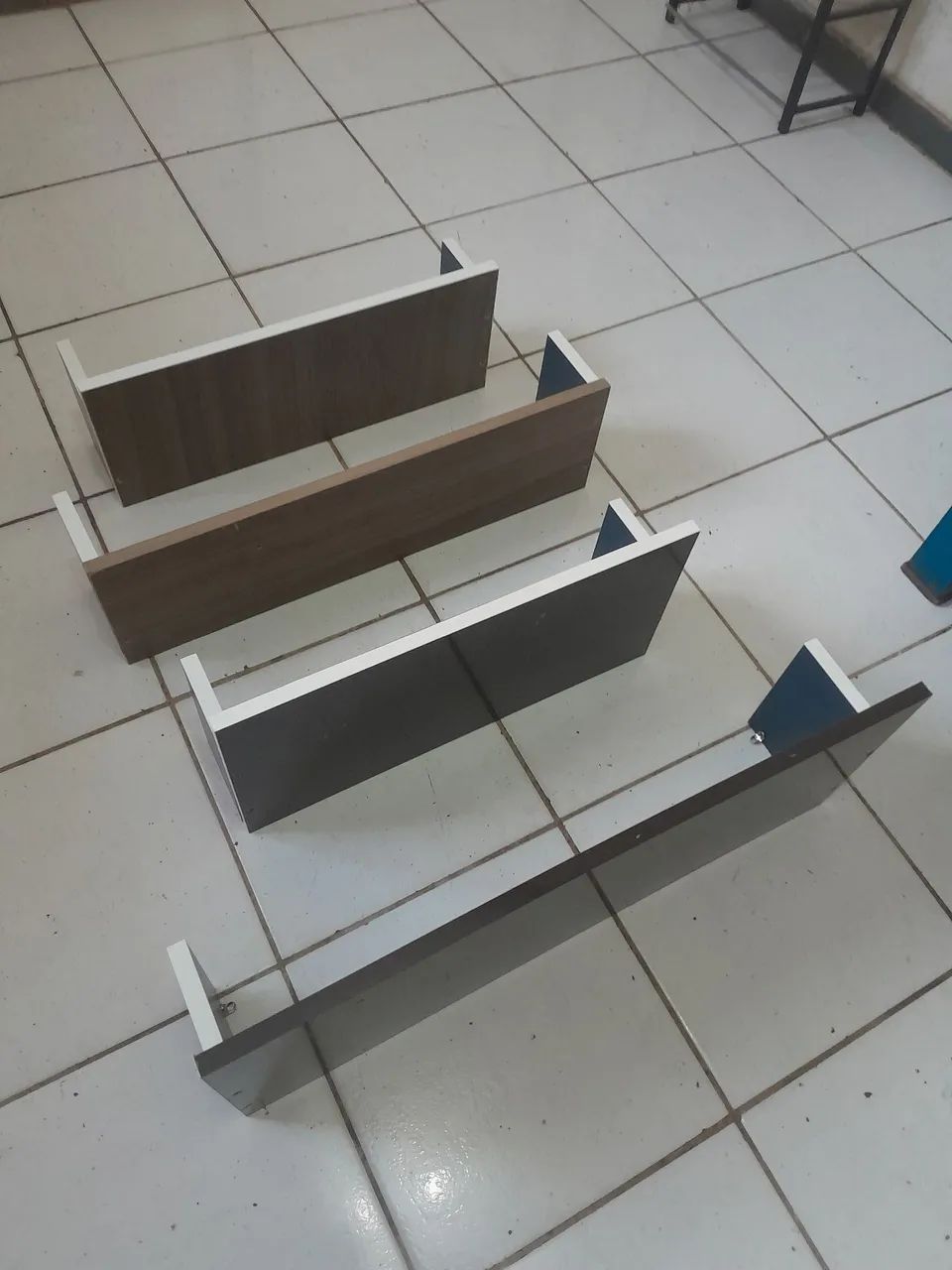 Prateleiras novas  - Foto 3