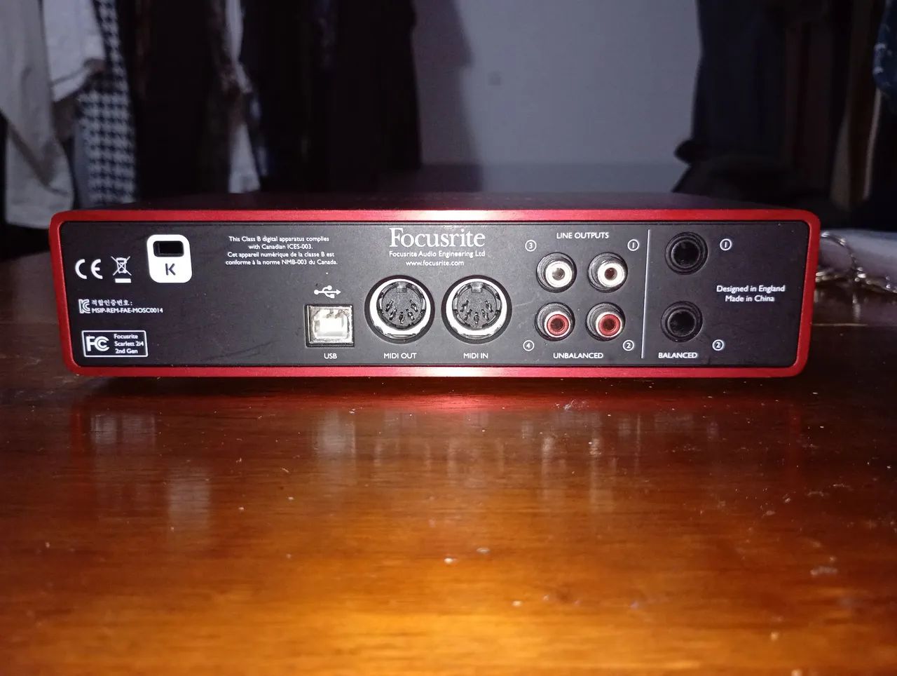 Interface de audio SCARLET 2i4 - 2ª Geração. - Foto 2