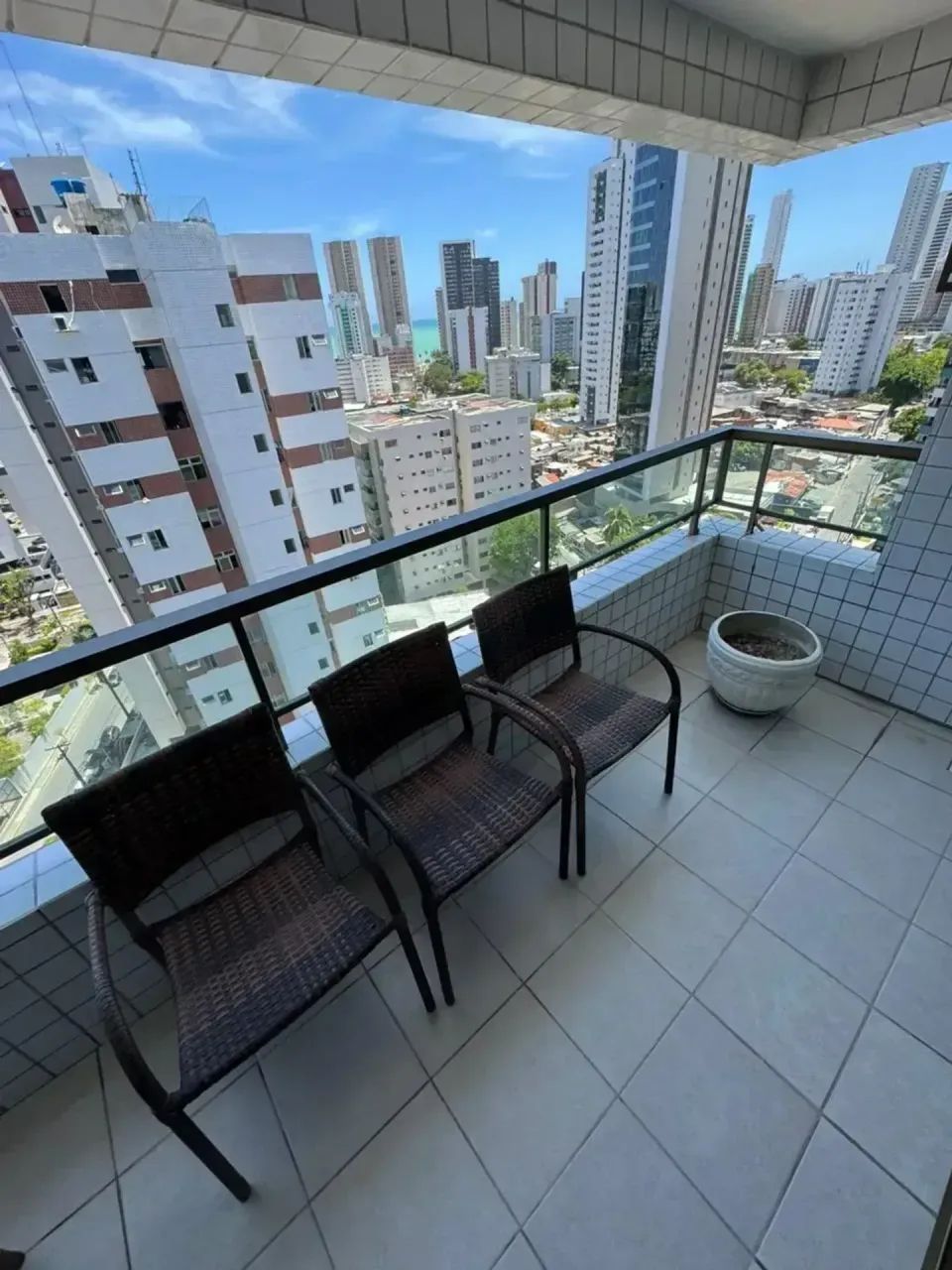 Apartamento Amplo e Sofisticado em Boa Viagem | 136m² de Conforto