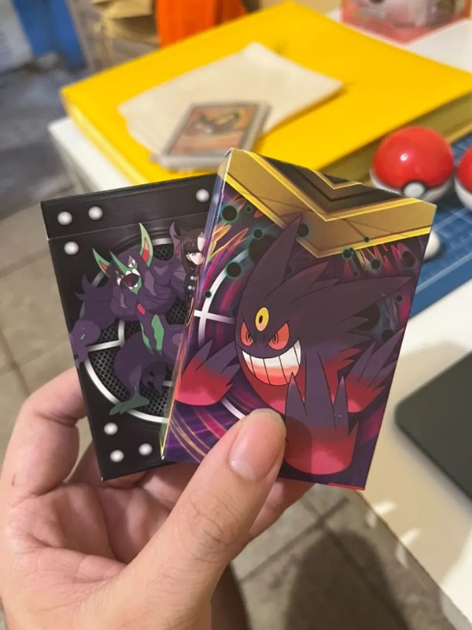 7 Cartas Pokémon Originais + Mini Deck Box Oficial - Foto 3