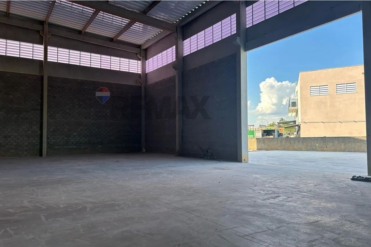 Alugo Galpão: 1.083 m², 12m de Pé Direito, Moderno e Seguro - Foto 4