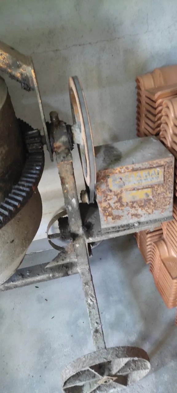 Bitoneira para concreto