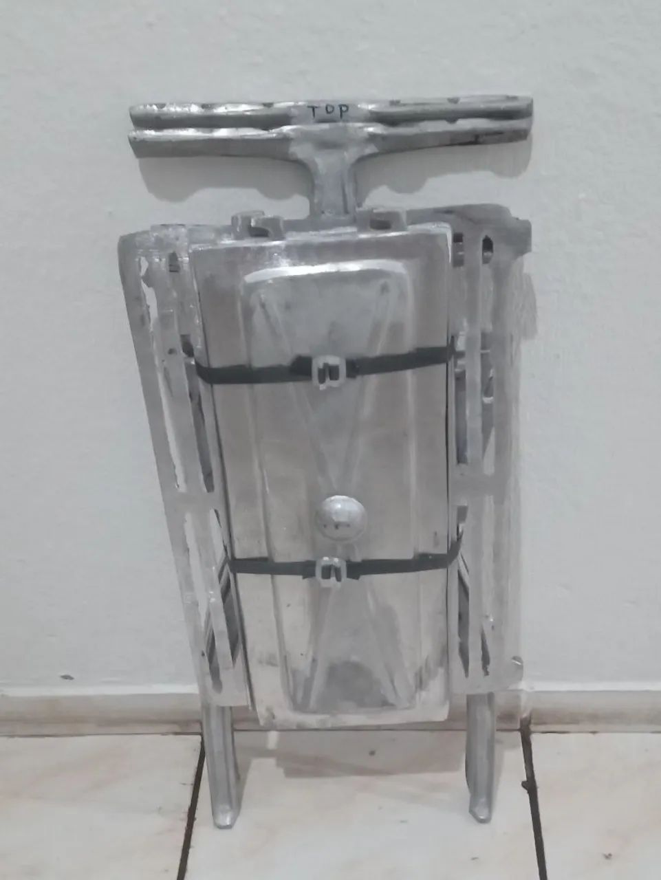 CHURRASQUEIRA DESMONTÁVEL EM ALUMÍNIO FINDIDO GROSSO - Foto 4