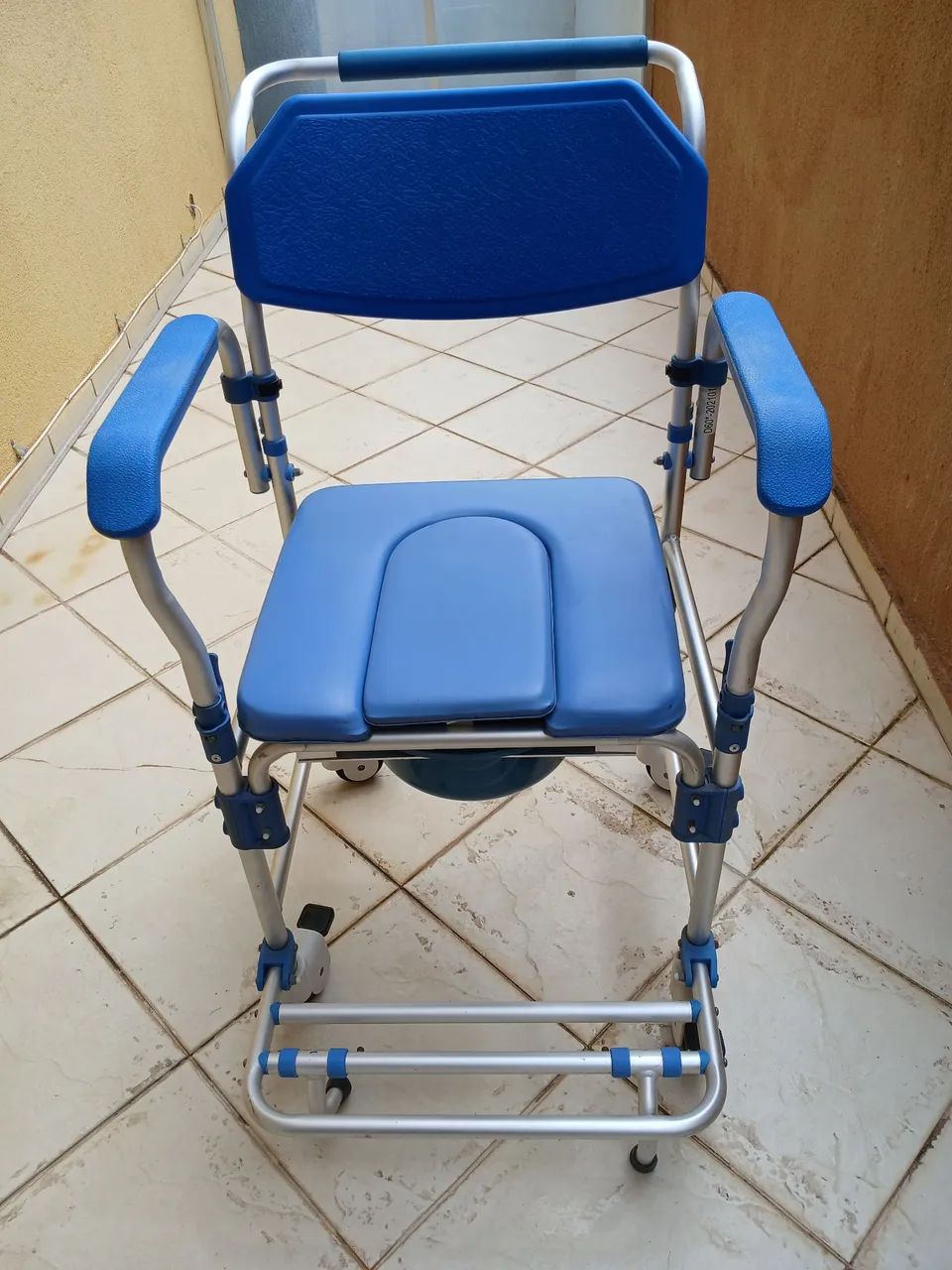 Cadeira de banho - Foto 3