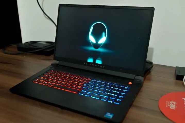 Alienware M15 R6 troco em Macbook