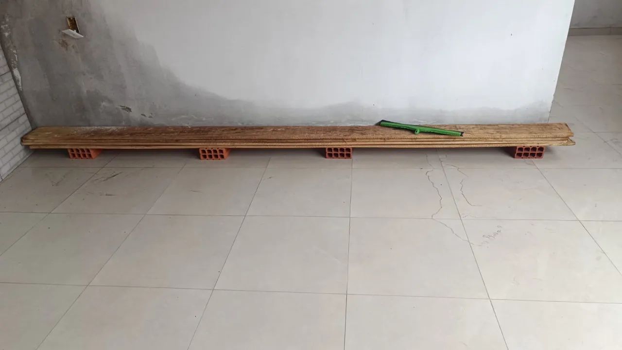 Tábua de caixaria samauma 