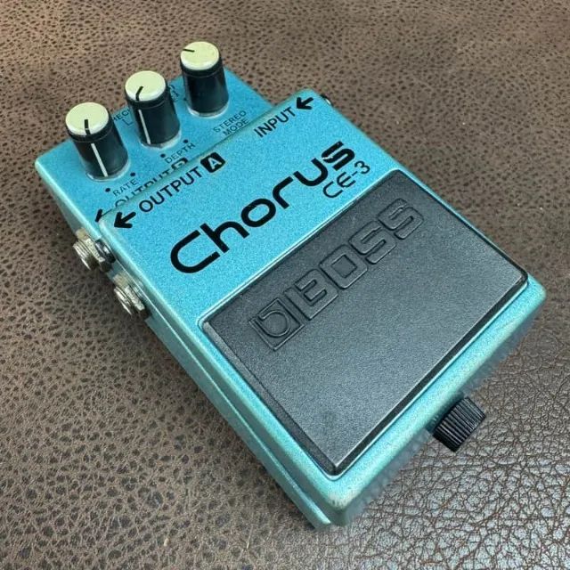 BOSS Chorus CE-3 ギターエフェクター PEDAL DE GUITARRA BOSS CHORUS CE-3 - Instrumentos musicais - Setor