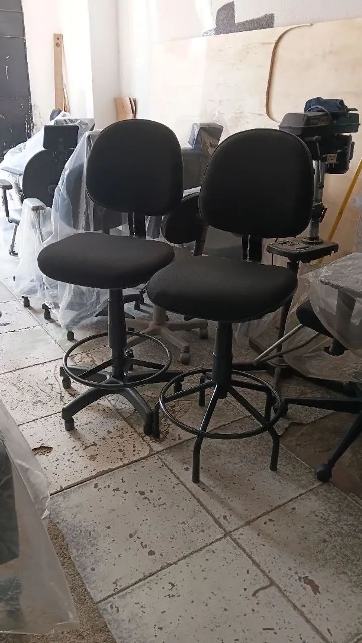 Cadeiras de caixas a venda top 