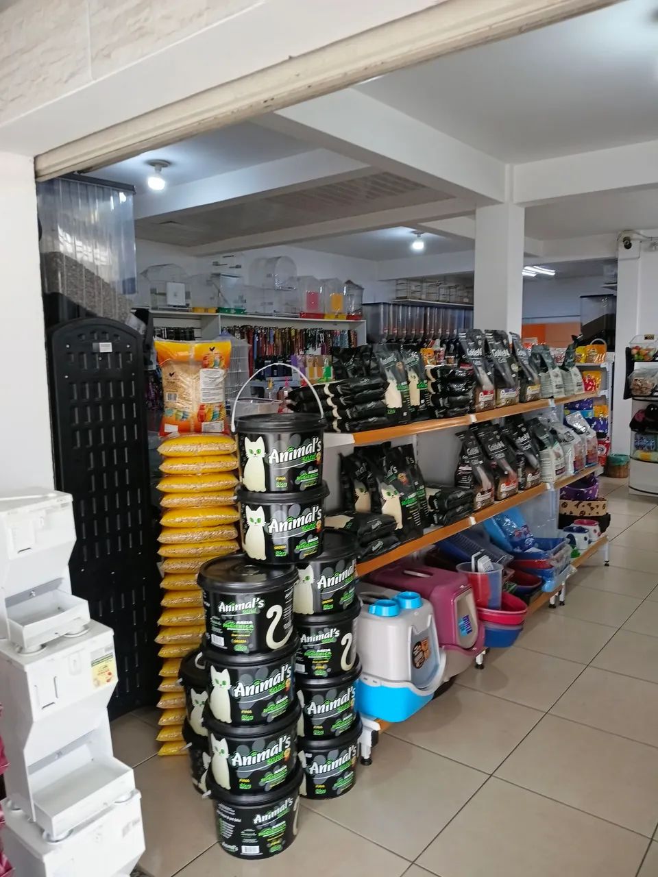 Pet shop com clientela fixa, com excelente localização, fácil estacionamento  - Foto 4