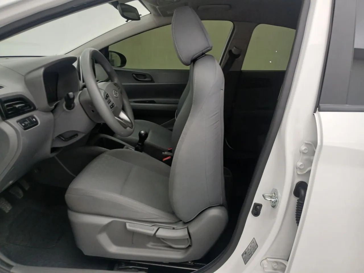 Hyundai HB20S Comfort Plus 1.0 TB Flex 12V Mec., foto 16 de 18