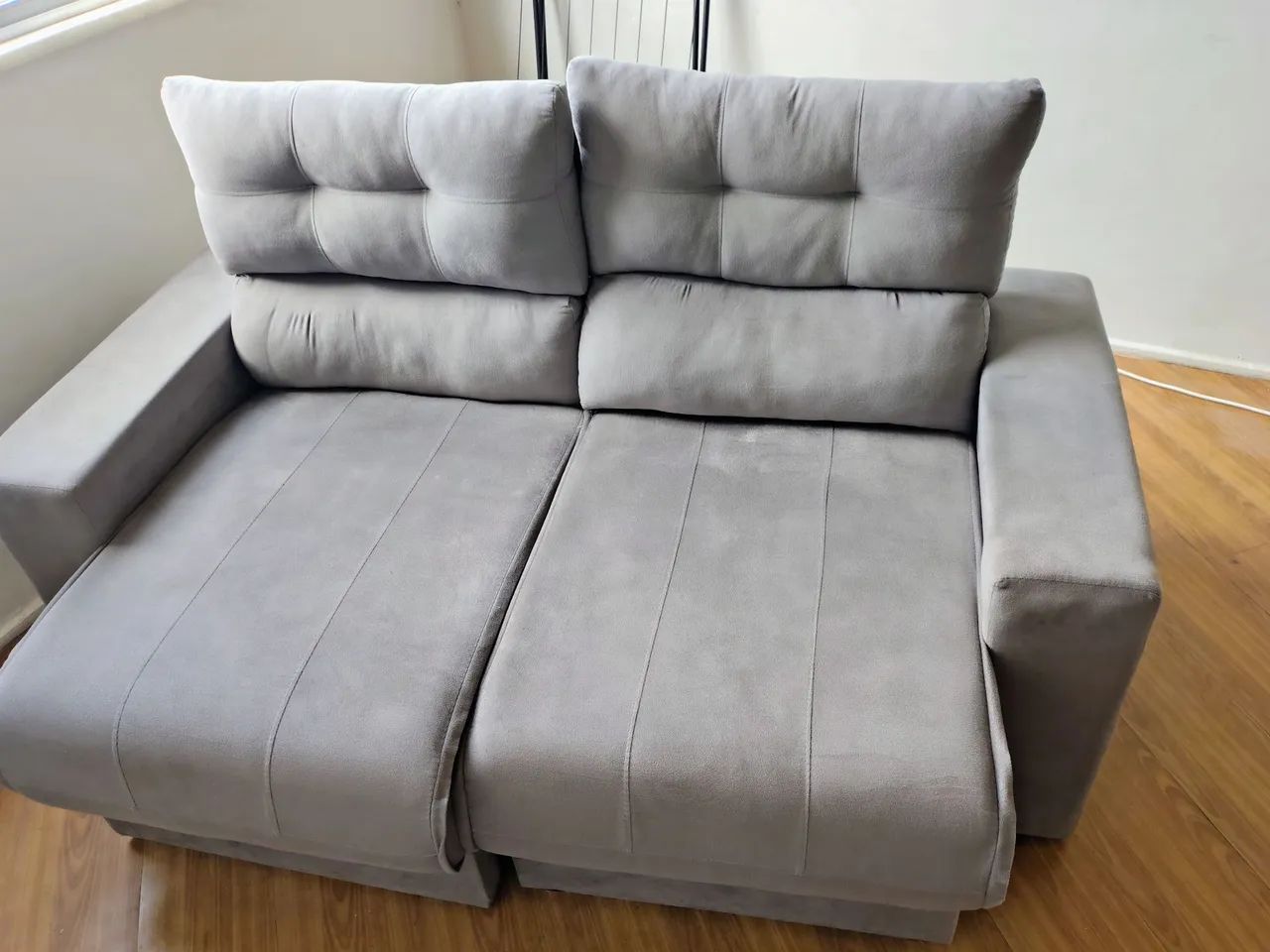 Sofá retrátil 2 lugares 