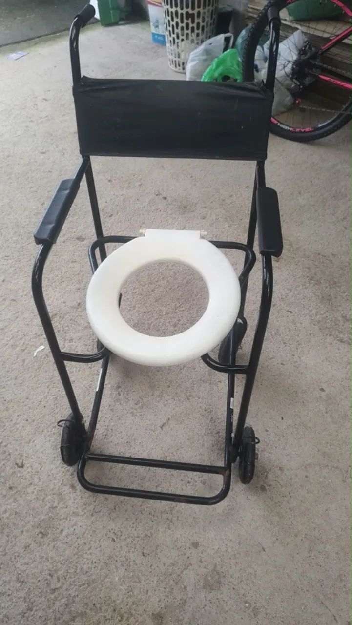 Cadeira para banho hospitalar  - Foto 2