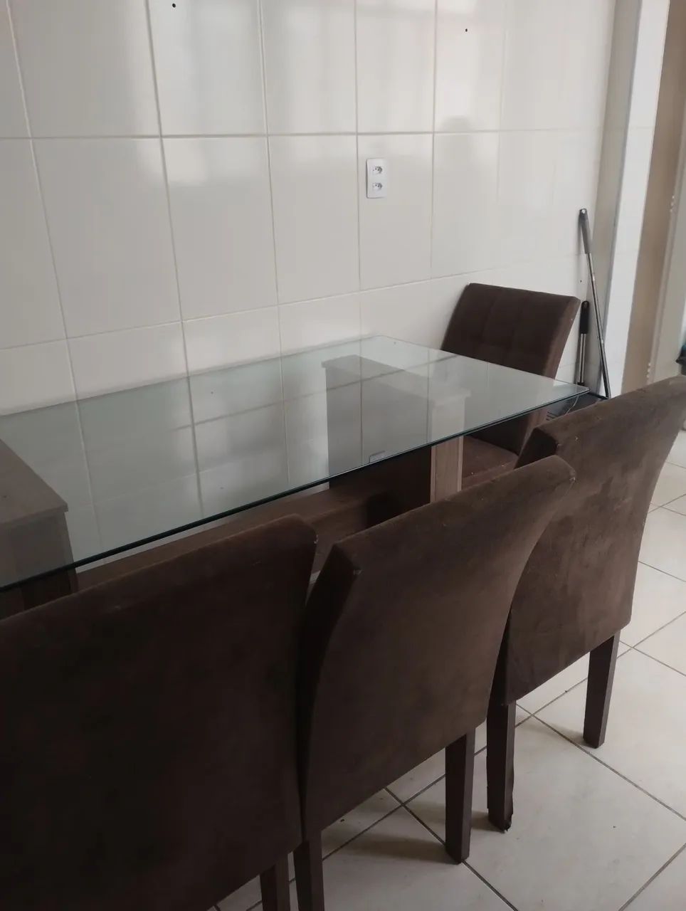 Glass table with 4 chairs65579521696897121