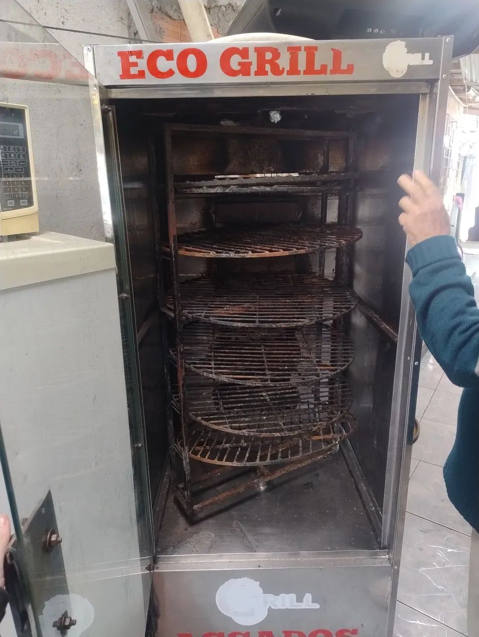 Máquina de frango e carne assada