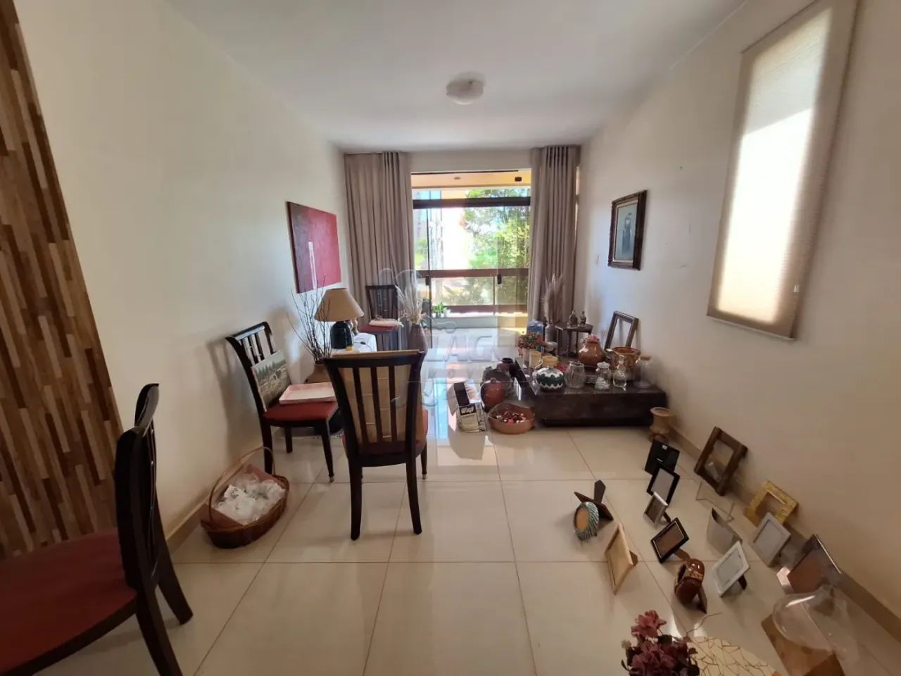 Apartamento de 129m² com 03 quartos para locação - Centro