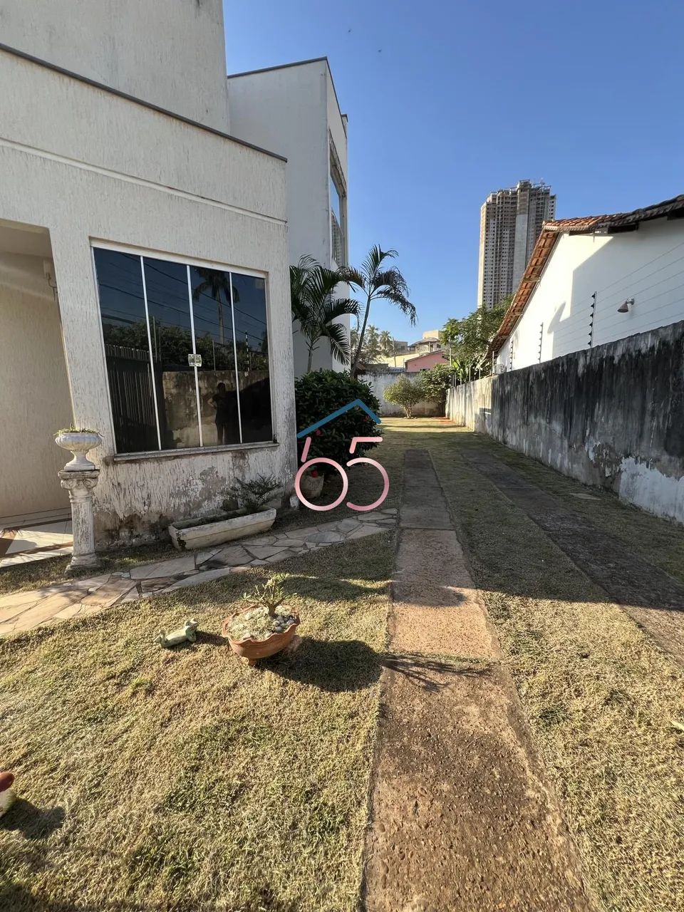 Sobrado à Venda com 3 Quartos, Suíte com Banheira e Quintal Amplo - Foto 2