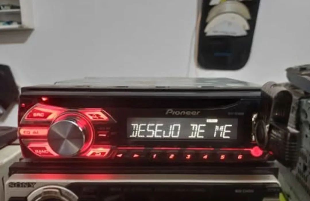 Pioneer Deh 1580MP ( NÃO TEM BLUETOOTH)