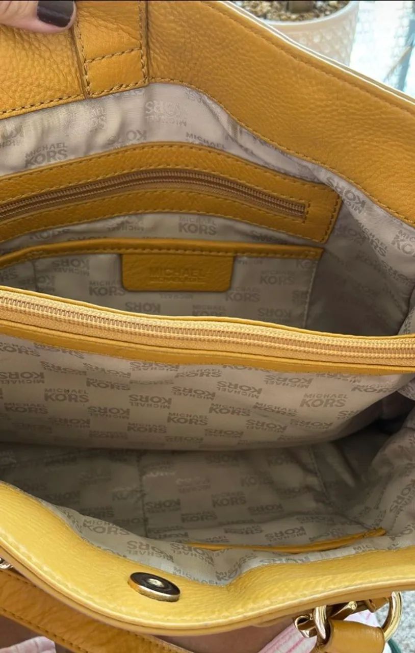 Bolsa Michael Kors grande - Foto 4